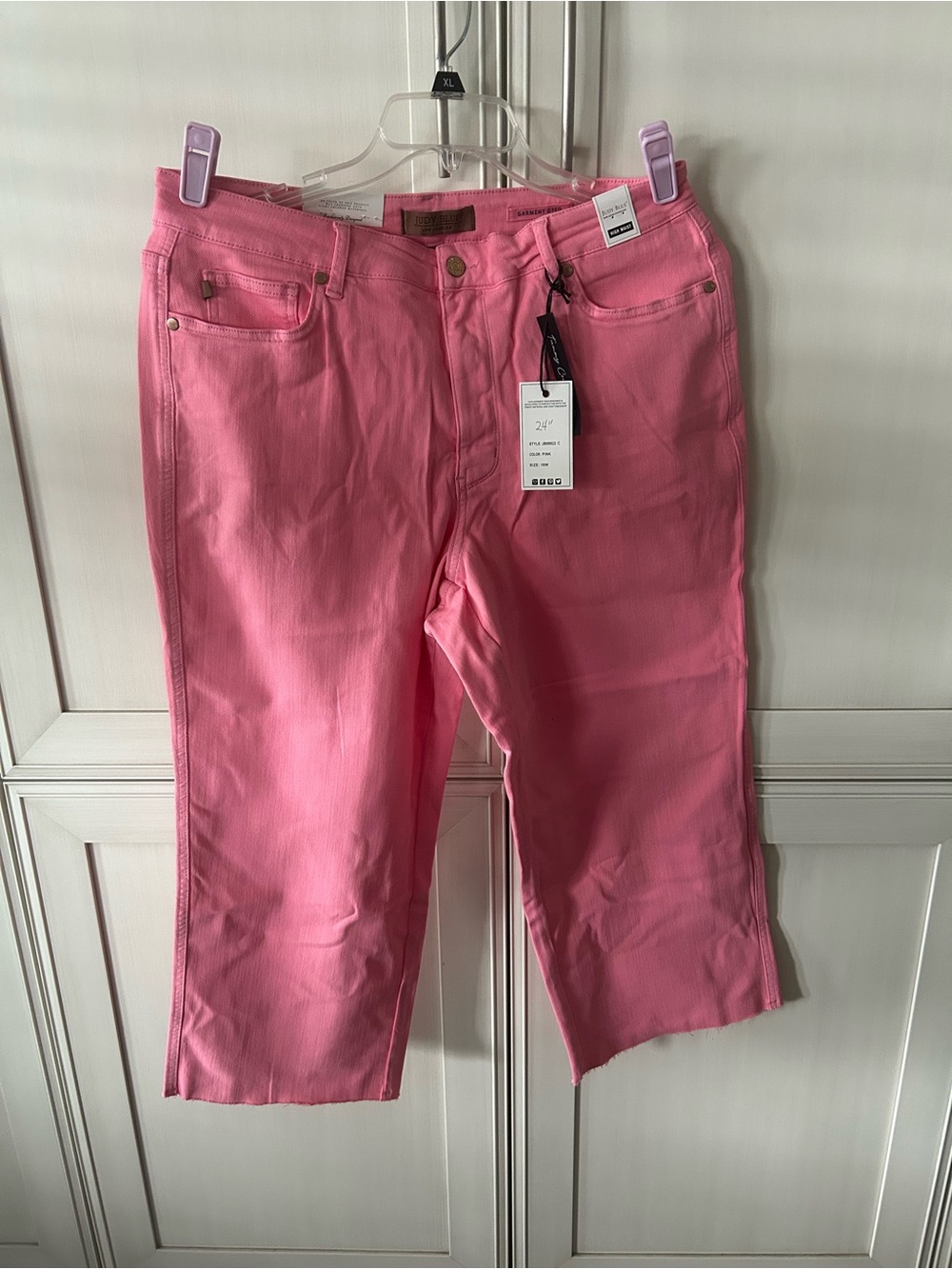 Judy Blue Pink Cropped Ankle Jeans